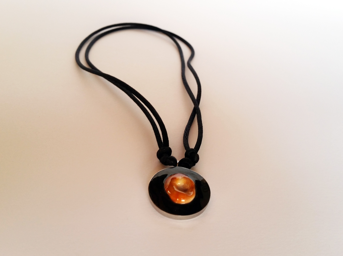necklace-eyeshell-black-circle1