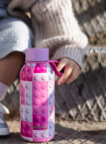 quokka-kids-botella-termo-acero-inoxidable-solid-con-colgador-pink-bricks-330-ml.png